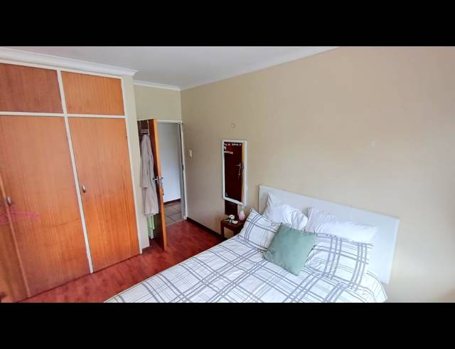 4 BEDROOM FREEHOLD FOR SALE IN LYTTELTON MANOR